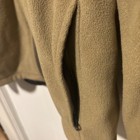 $395 Haven Green Full-Zip Polartec Fleece Guide Jacket - Large Made in Canada - Picture 3 of 12